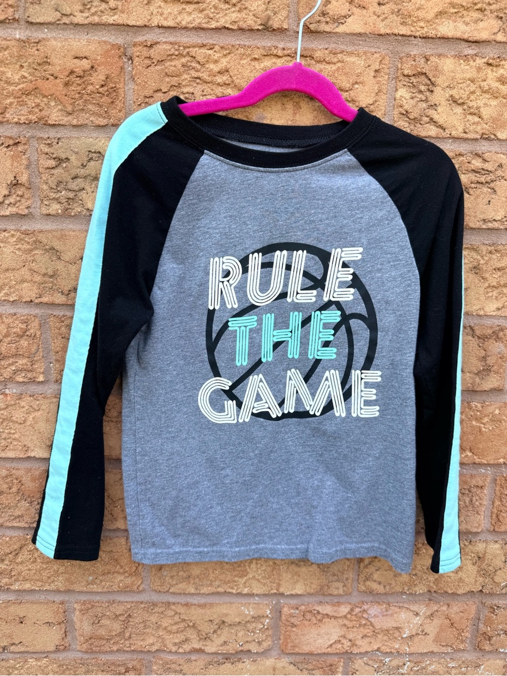 💫10/$25 • TCP 'Rule The Game' Grey & Aqua Long-Sleeve Raglan Shirt